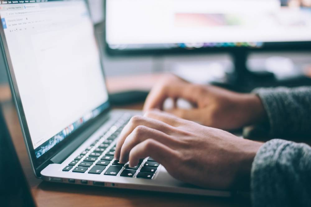 Meslek Hastalıkları Nedir? Beyaz Yakalılarda En Çok Hangi Meslek Hastalıkları Görülür?